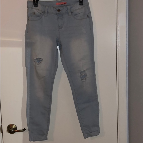 Capris - Picture 1 of 4